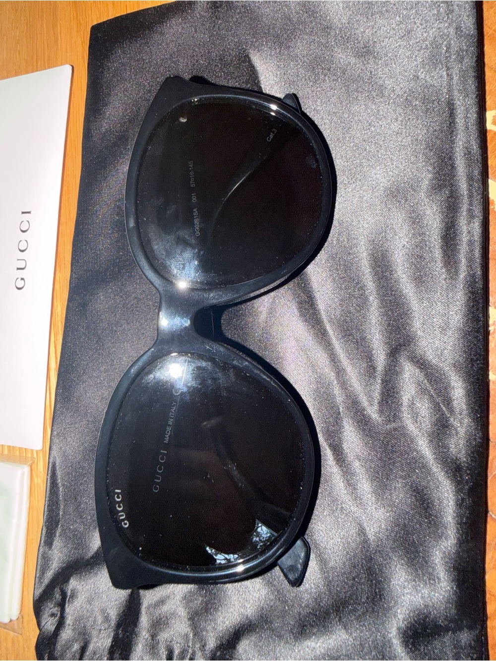 Gucci  Black Oversized Round Sunglasses